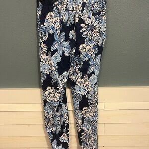Lilly Pulitzer Floral Leggings in Navy and Light Blue